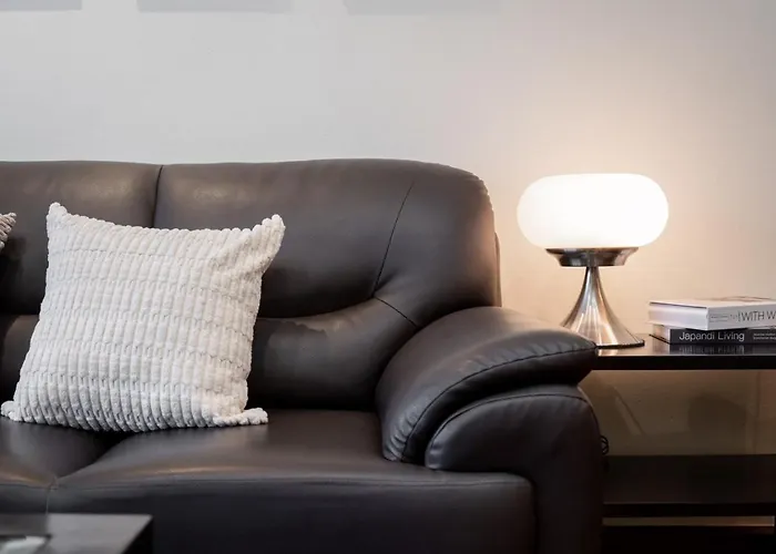 Near Bts L Spacious 57 Sqm L Work-friendly *