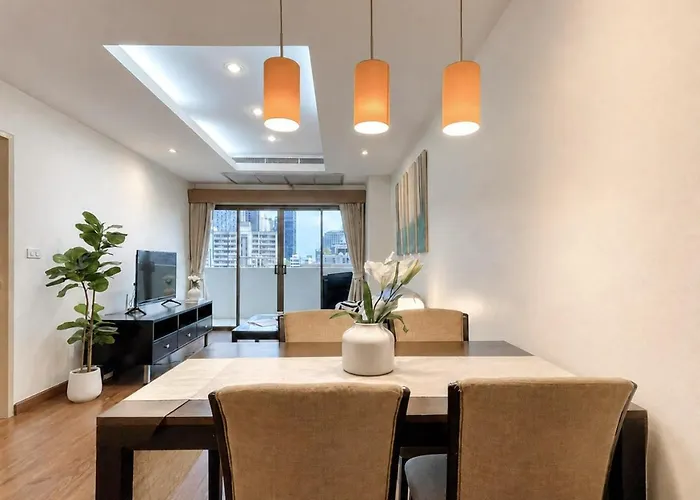 Near Bts L Spacious 57 Sqm L Work-friendly