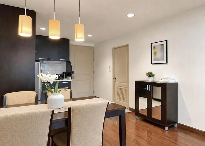 公寓 Near Bts L Spacious 57 Sqm L Work-friendly