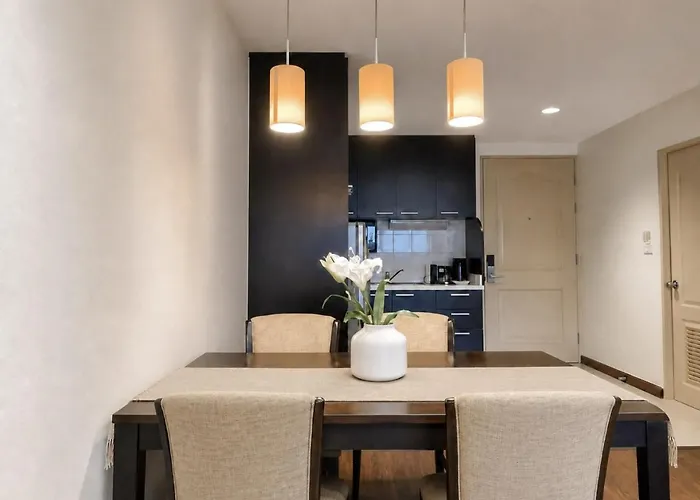Near Bts L Spacious 57 Sqm L Work-friendly 公寓 *